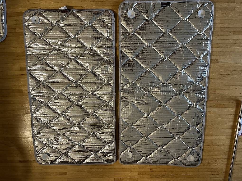 Tapis / Bacs: Isoliermatten/Abdunklungen VW T6/6.1 – D'occasion à Zürich par chb_gv6n 3
