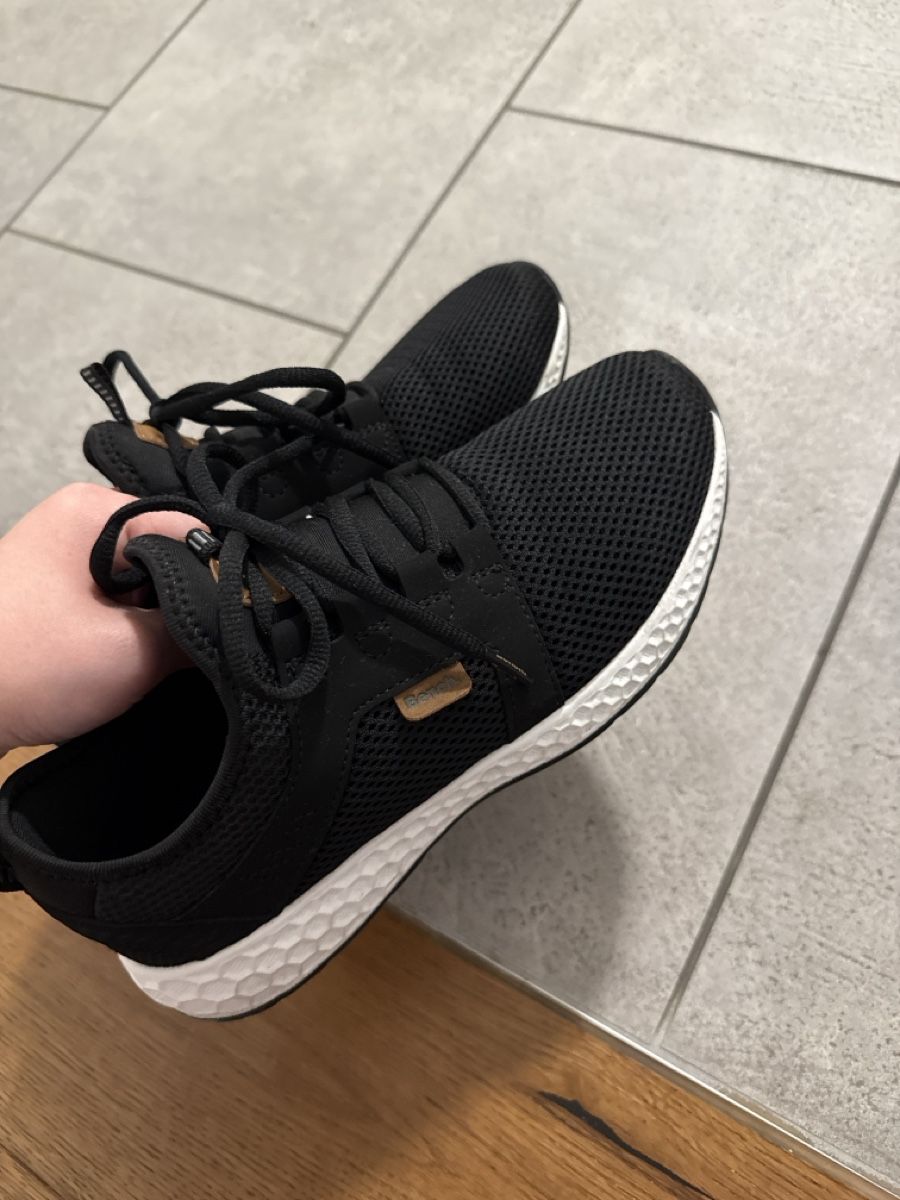 Bench Scarpe da donna: Damen Schuhe – Usato da Lengnau BE venduto da mat_mw9v 2