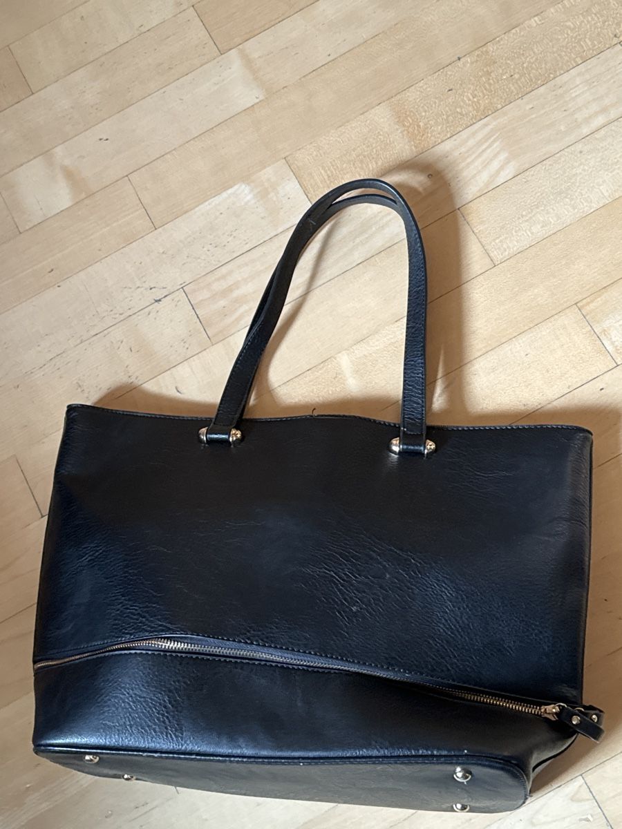 Borse da donna: Geräumige Handtasche – Usato da Hergiswil NW venduto da kaufe_at_kaufmann