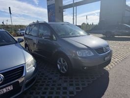VW Touran 2.0 TDI 7-Sitzer Hagelschaden fahrbereit Export