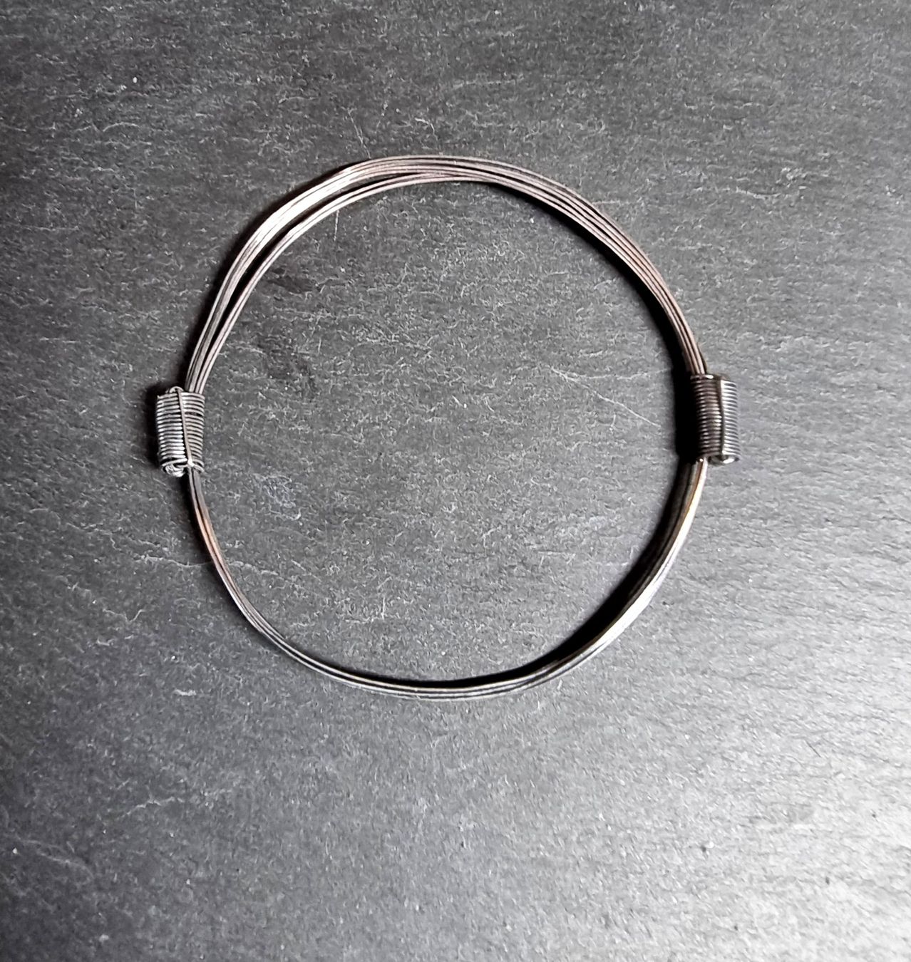 Armbänder & -reifen: Bracelet laiton multirangs reglable – Gebraucht aus Veyrier von Leilazizou 1