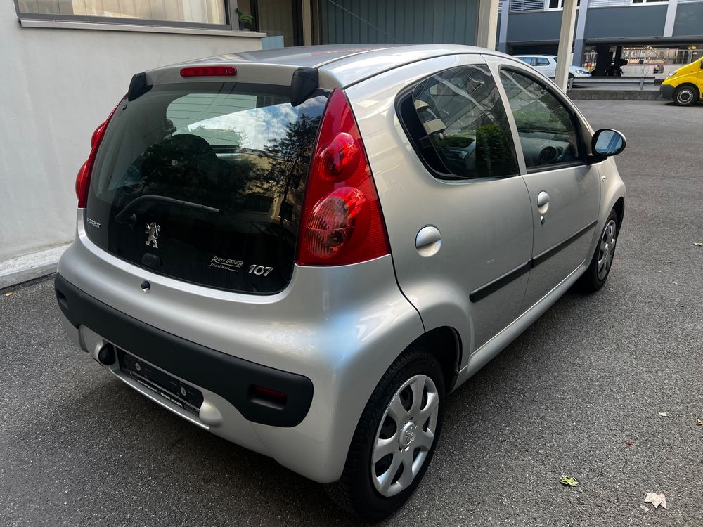 Peugeot Automobili: Peugeot 107, Jahrgang 2011 – Nur 25’000 km! Ab MFK – Usato da Adliswil venduto da BMWe39M5 2