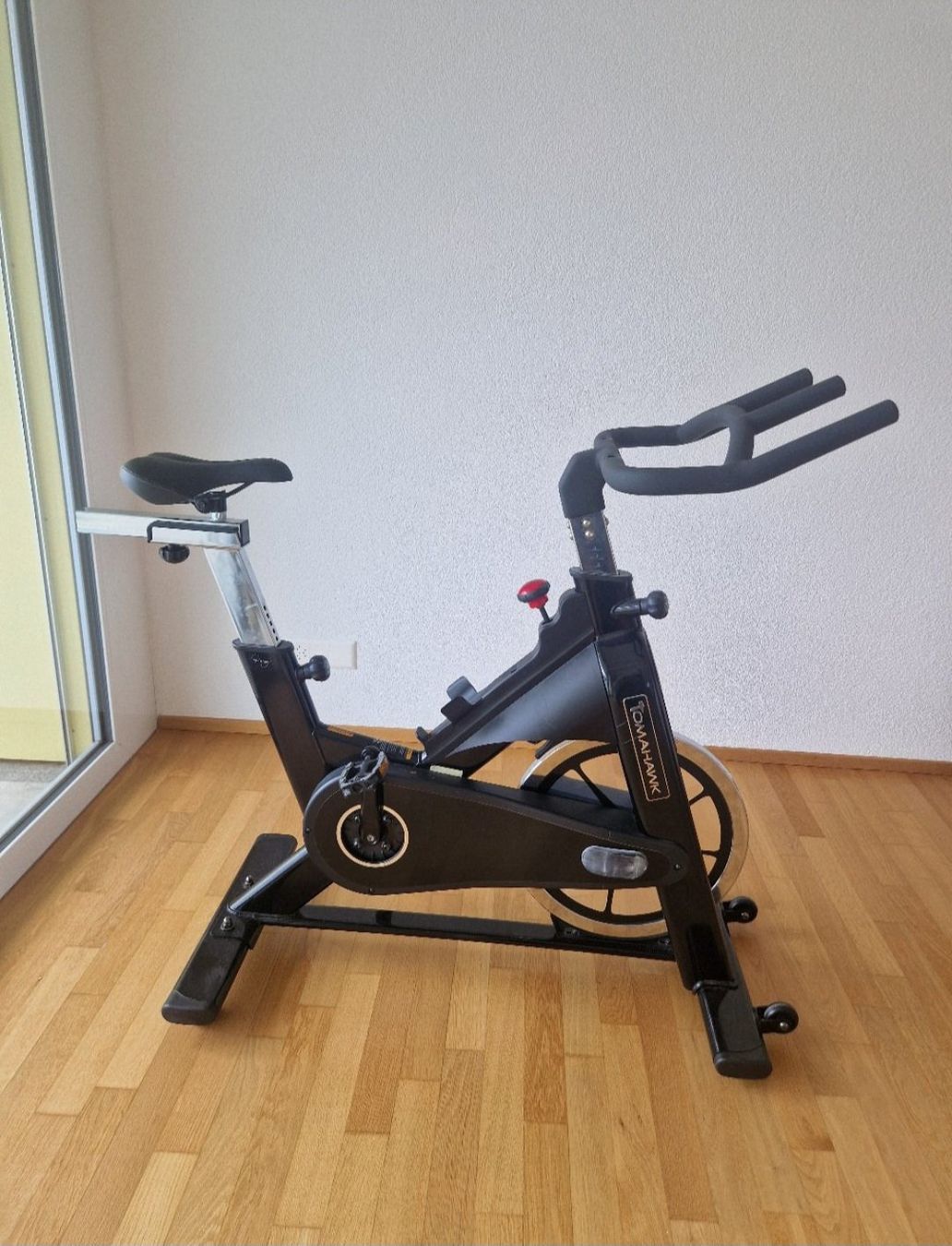 Vélos d'appartement: Tomahawk Indoor Bike – D'occasion à Altstätten SG par eth_w6cj