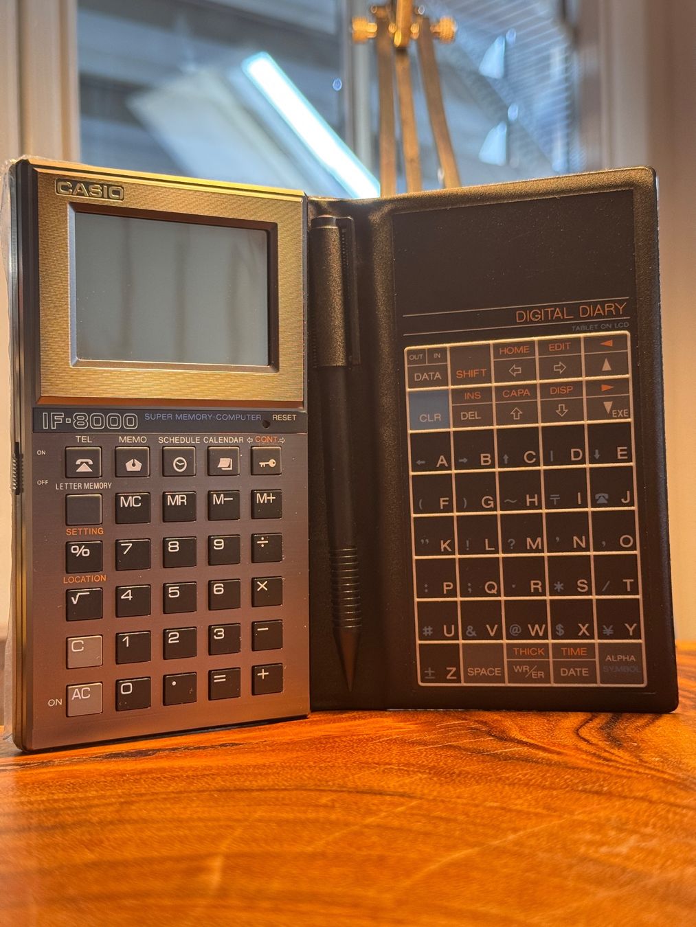 Casio Palmari: Casio IF-8000 Vintage Digital Tagebuch – Usato da Kleinandelfingen venduto da _Sebi