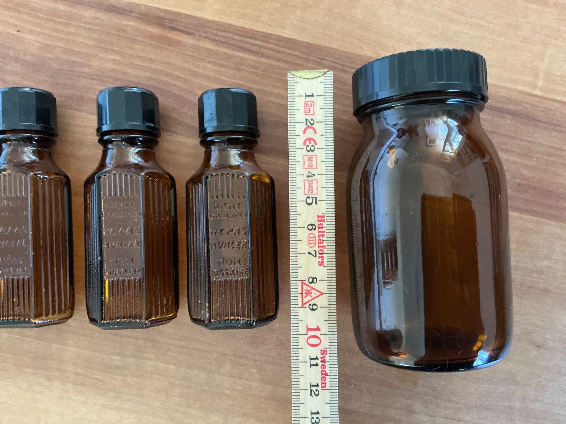 Matériel de laboratoire: Braune Glasfläschchen – D'occasion à Kirchenthurnen par Gluecksbrief 4