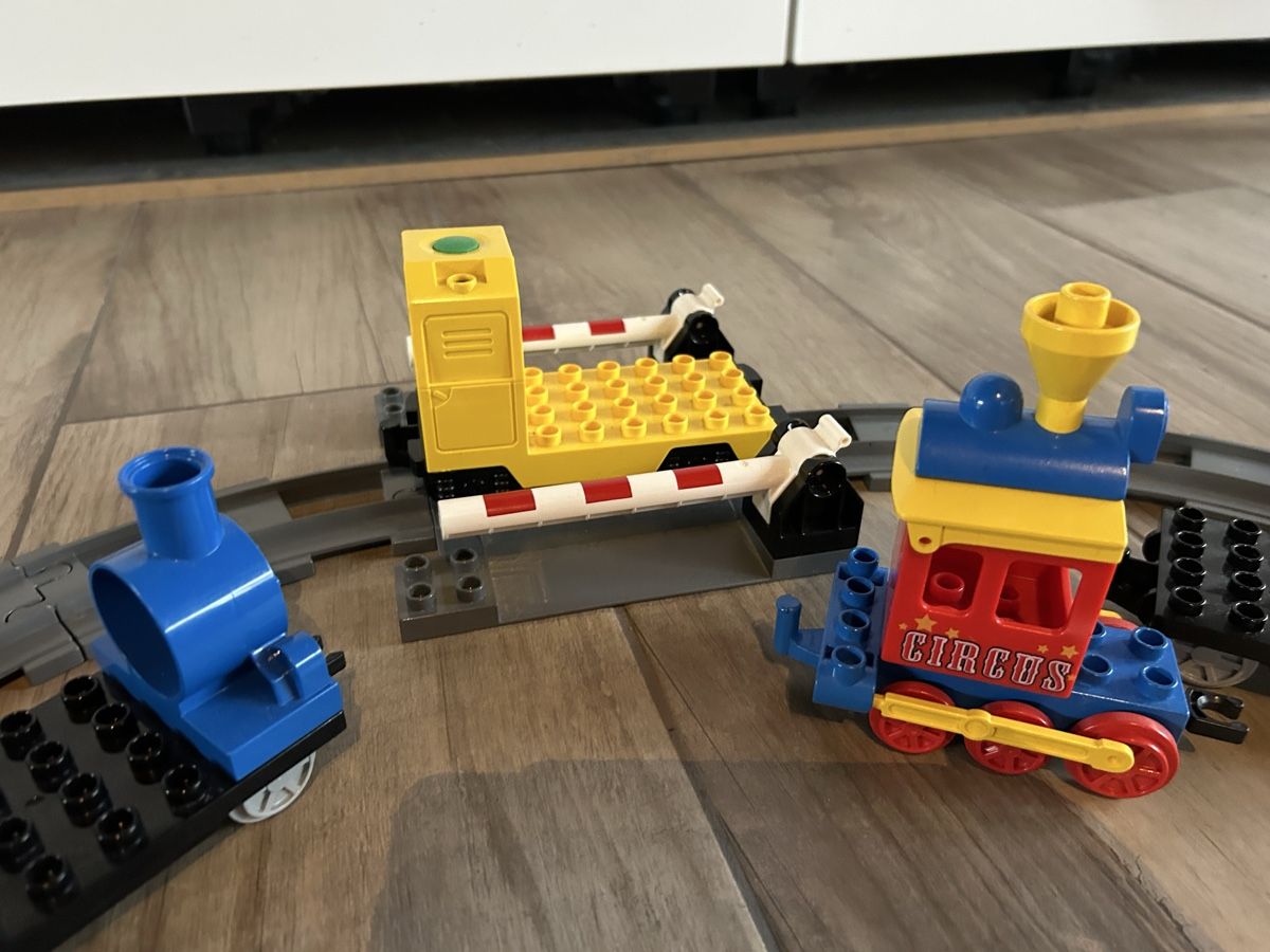 Lego Giocattoli: Lego Duplo Eisenbahn  – Nuovo (secondo la descrizione) da Willisau venduto da Geissbock11 2