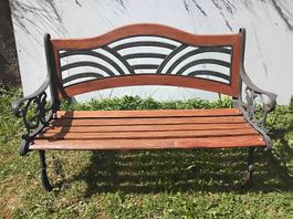 Schöne Gartensitzbank, Metall, Gusseisen, Gartenbank