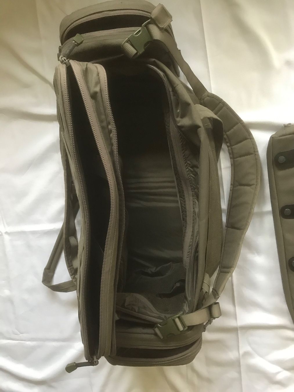 Taschen: Militär Tasche (NEU) – Gebraucht aus Zürich von pie_9tng 2