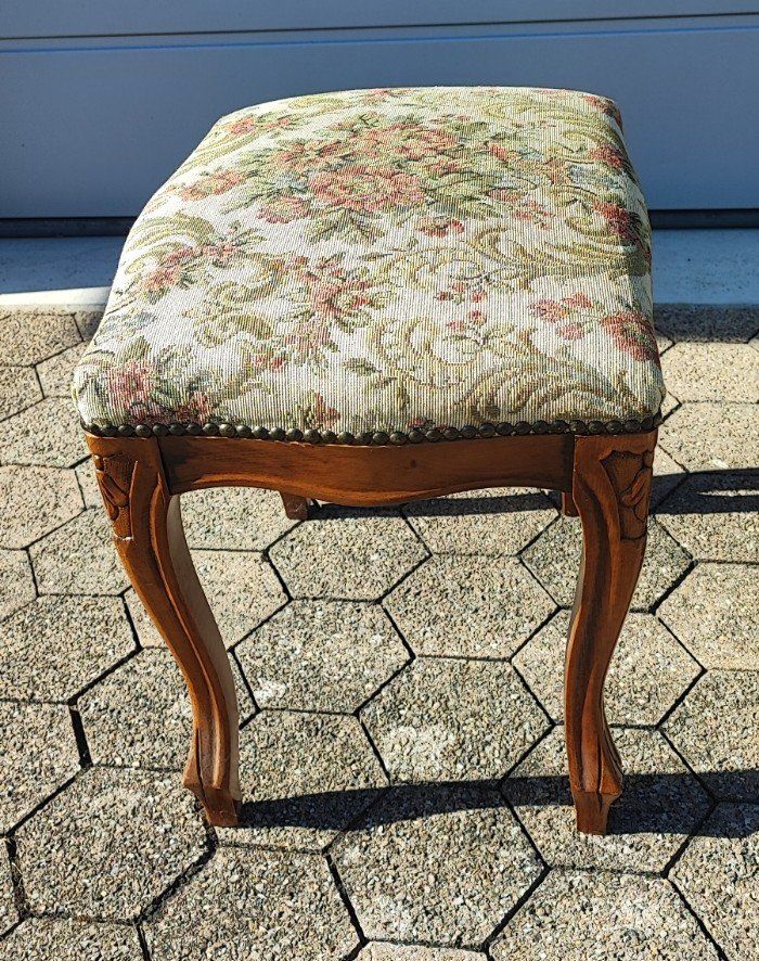 Sgabelli: antiker Biedermeier Hocker 45x38x45cm – Usato da Mosnang venduto da KurtHe 1