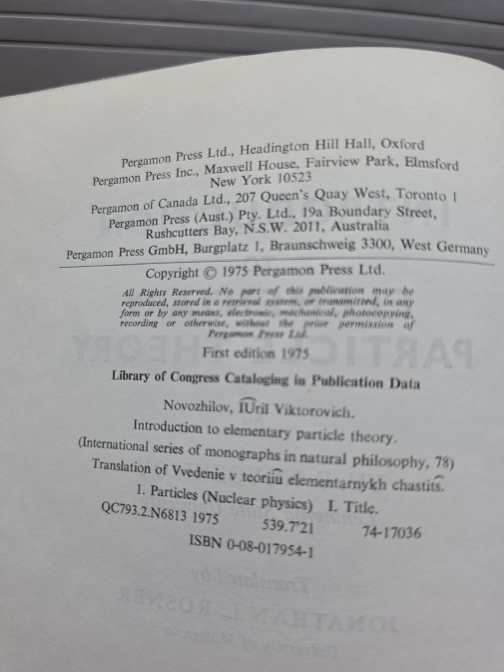Livres: Introduction to Elementary Particle Theiry – D'occasion à Basel par Bafidu 3