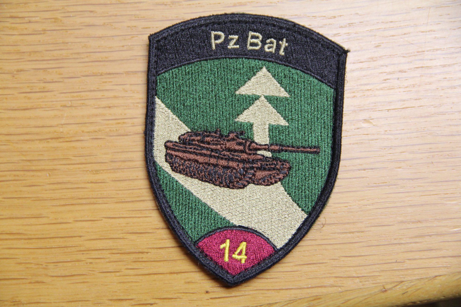 Armée suisse Plaquettes & Badges: Pz Bat 14, Log Kp, Badge – D'occasion à Belp par Tomsek