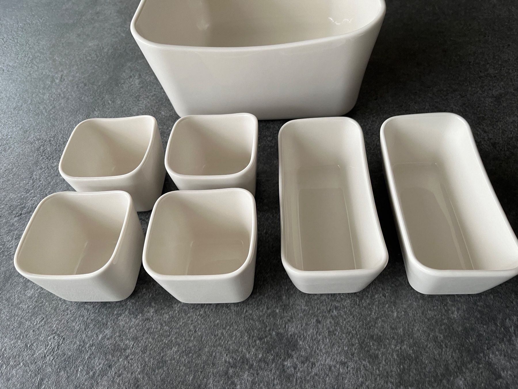 Blomus Set di piatti: BLOMUS Keramik Geschirr Set - 7 Stück – Nuovo (secondo la descrizione) da Kilchberg ZH venduto da Simple.Life 2