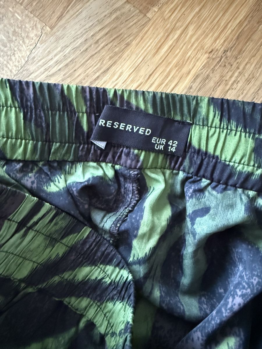 Hosen: Shorts Reserved Gr. 42 – Neu (gemäss Beschreibung) aus Meilen von NHirs96 2
