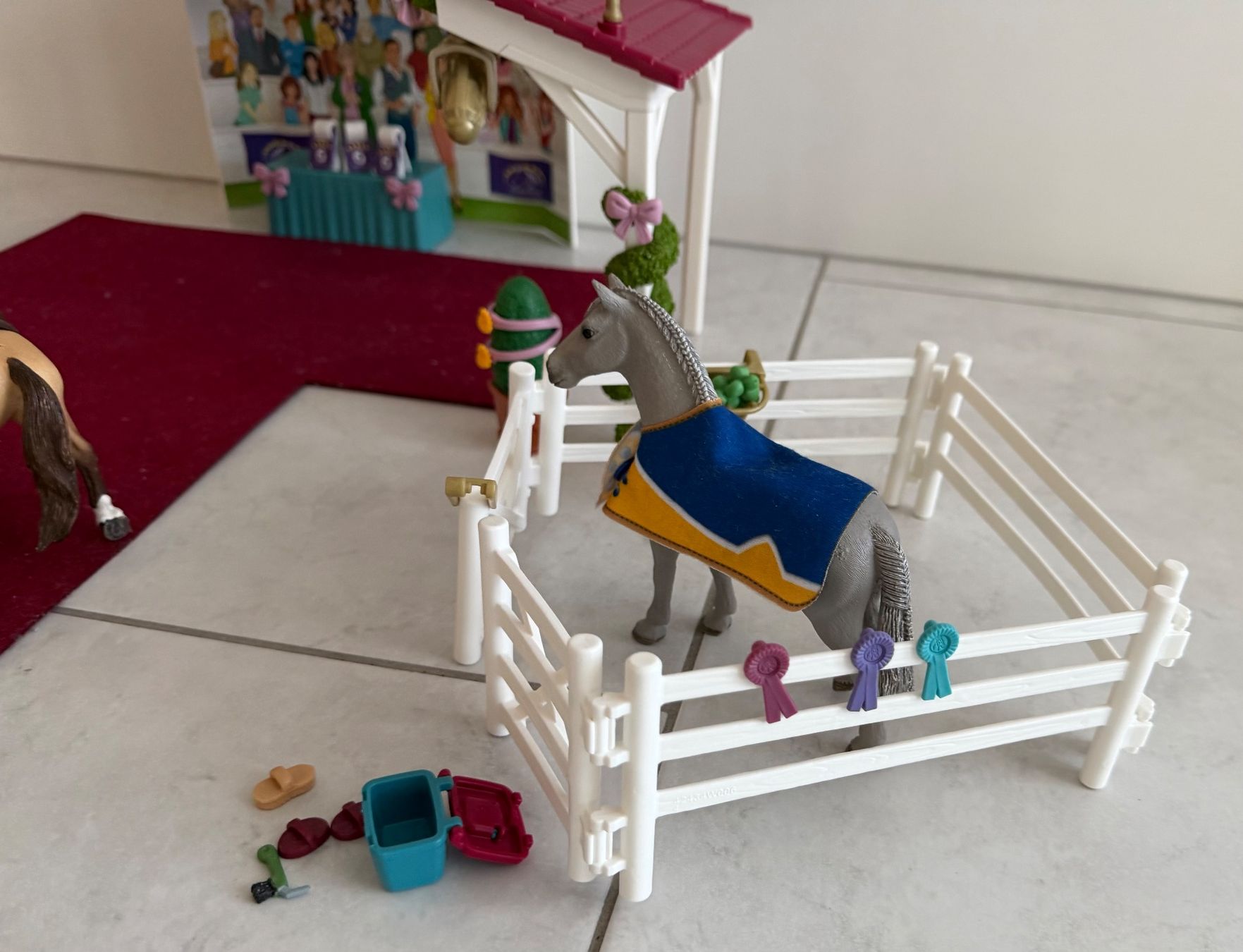Schleich Spielzeuge: Schleich 42466 grosse Pferdeschau – Gebraucht aus Studen BE von Ironbonehead 4