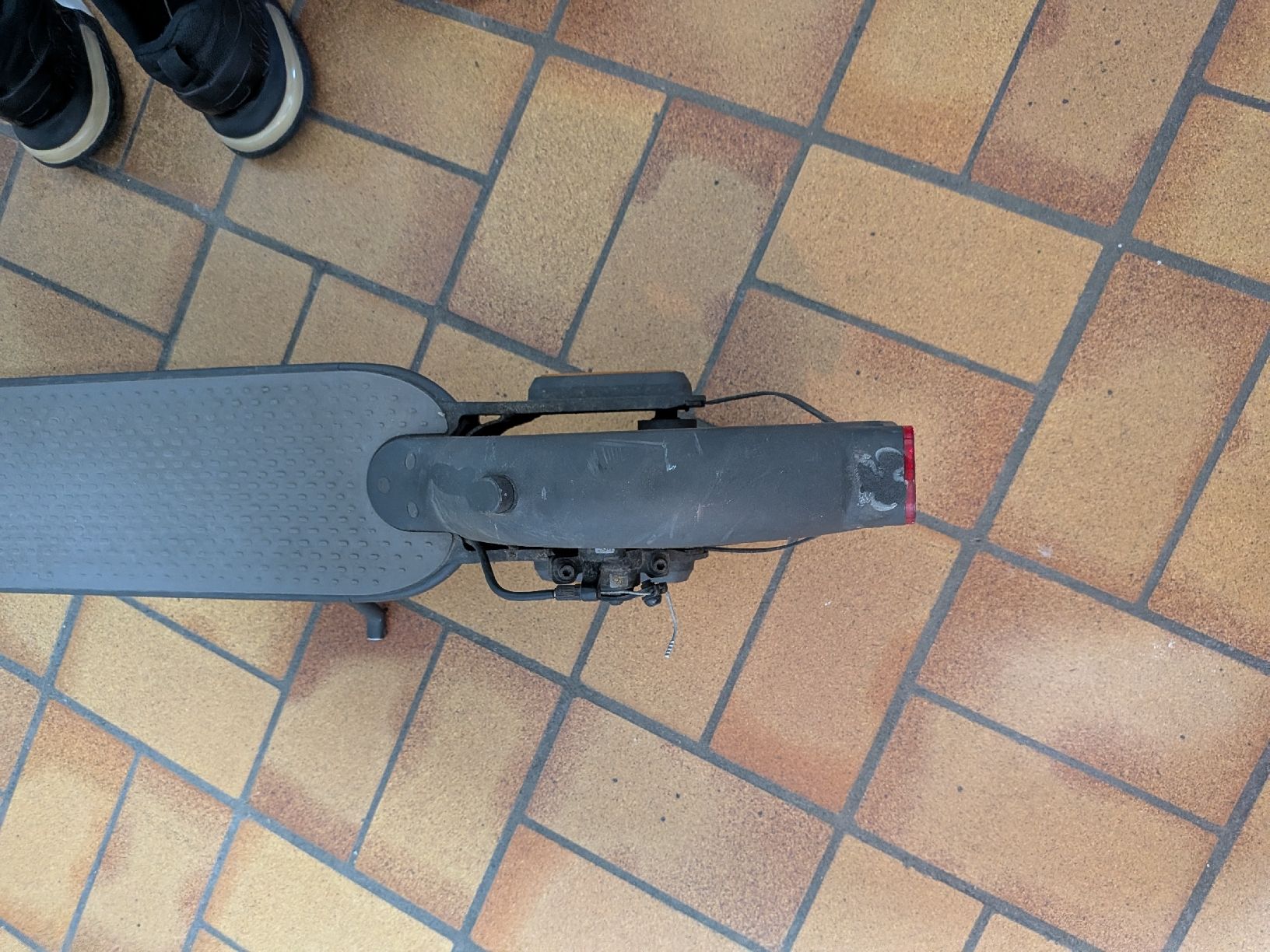 Scooters: Xiaomi Mi Electric Scooter Essential – D'occasion à Basel par Andy_27 3
