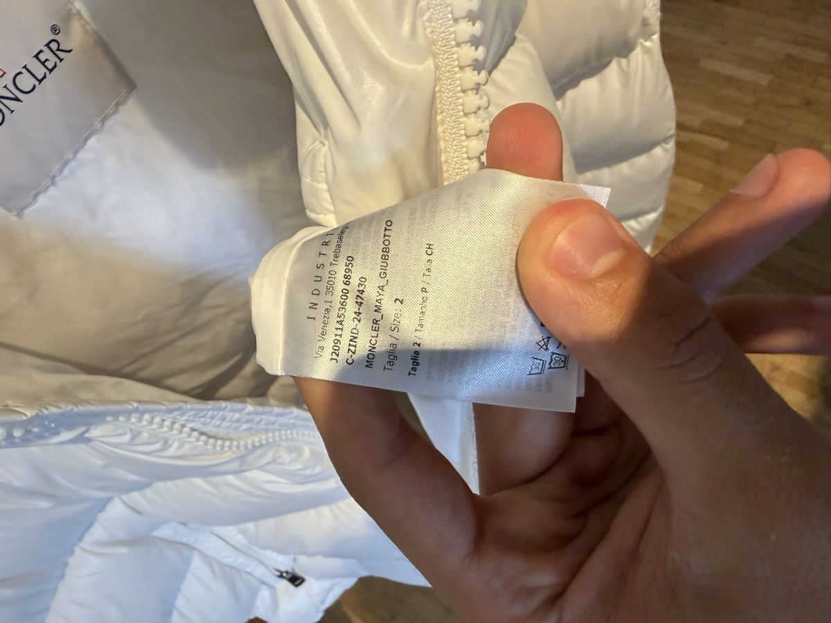Moncler Giacche: Moncler Maya White Size 2 2024 – Usato da Genève venduto da SG_73 3