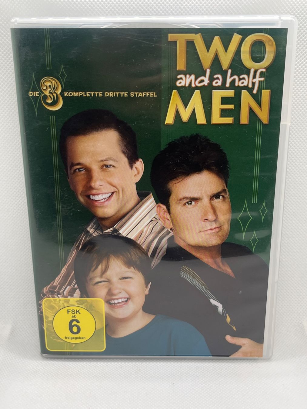 Tutti i DVDs: Two and a Half Men - Staffel 3 - DVD – Usato da Hinterkappelen venduto da Kim1992