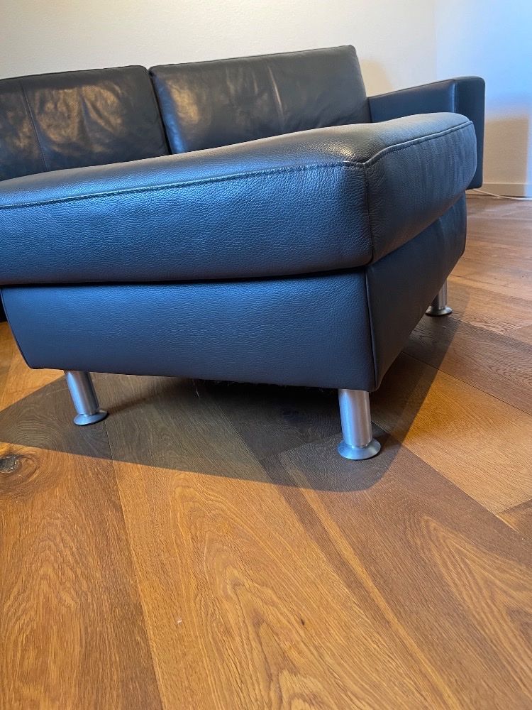 Divani: Leder Sofa Set dunkelgrau mit Hocker Ewald Schillig – Usato da Basel venduto da nic_gz7d 5