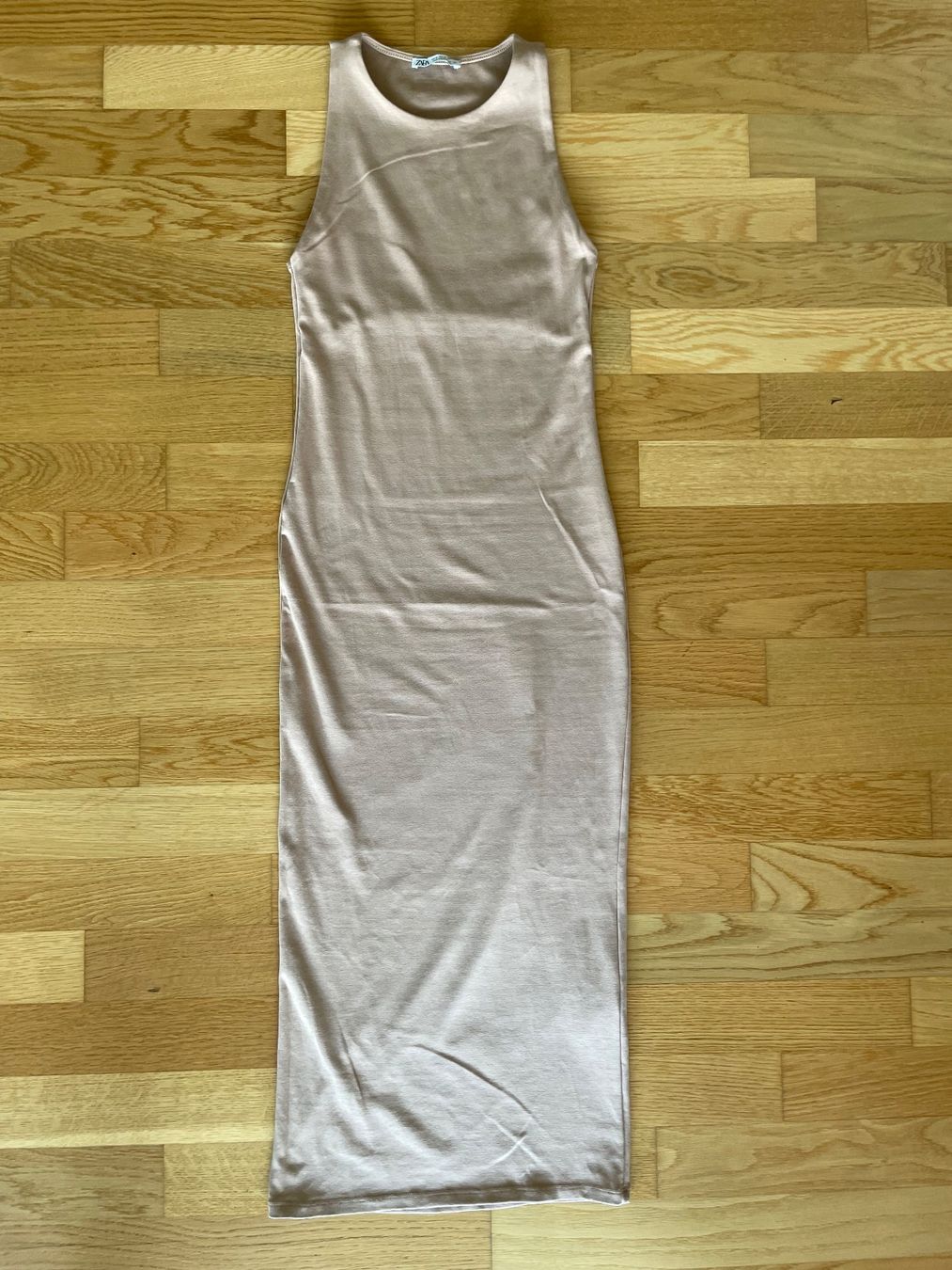 Zara Kleider: Strickkleid ZARA – Gebraucht aus Richterswil von IrynaL