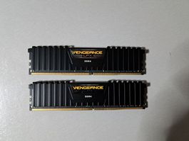 Corsair Vengeance LPX, 32GB (2x16GB) DDR4 2666 MHz RAM (Gebraucht