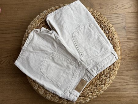 Shorts en jean clair d'été, taille 36/S, très bon état.