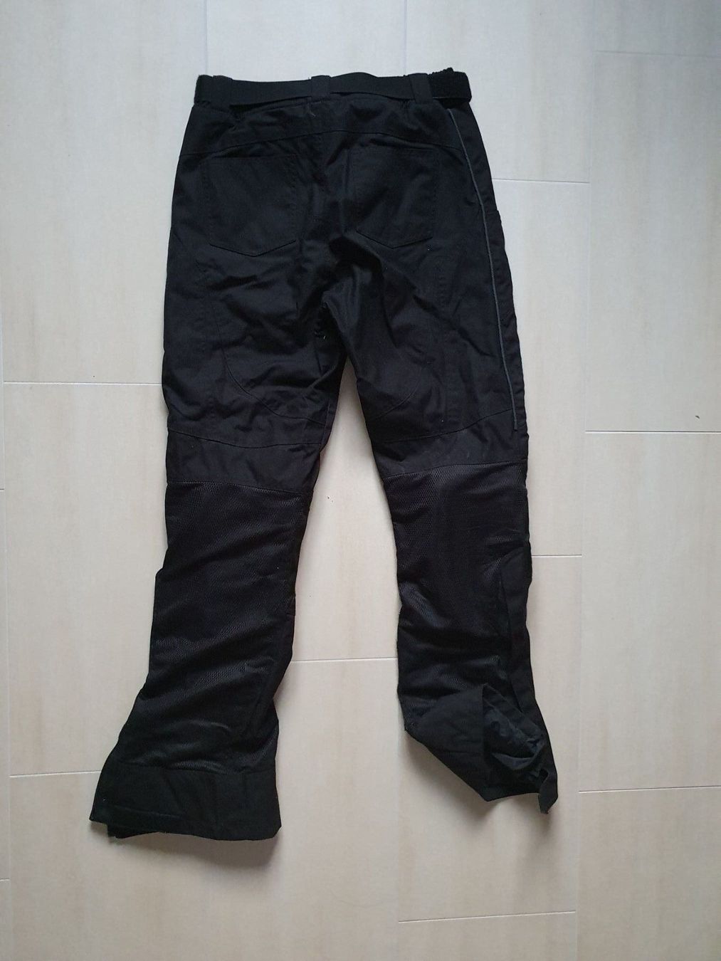 Pantaloni: Motorrad Hose – Usato da Ennetbühl venduto da Steph048 1