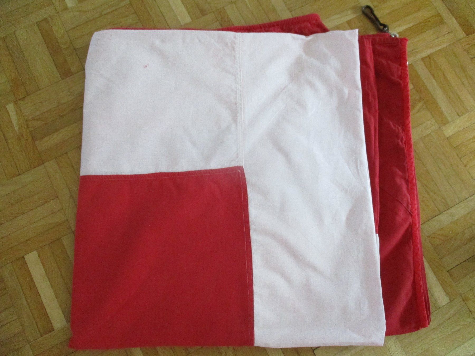 Bandiere: SCHWEIZER FAHNE  200 x 200 cm – Usato da Wil SG venduto da garou40