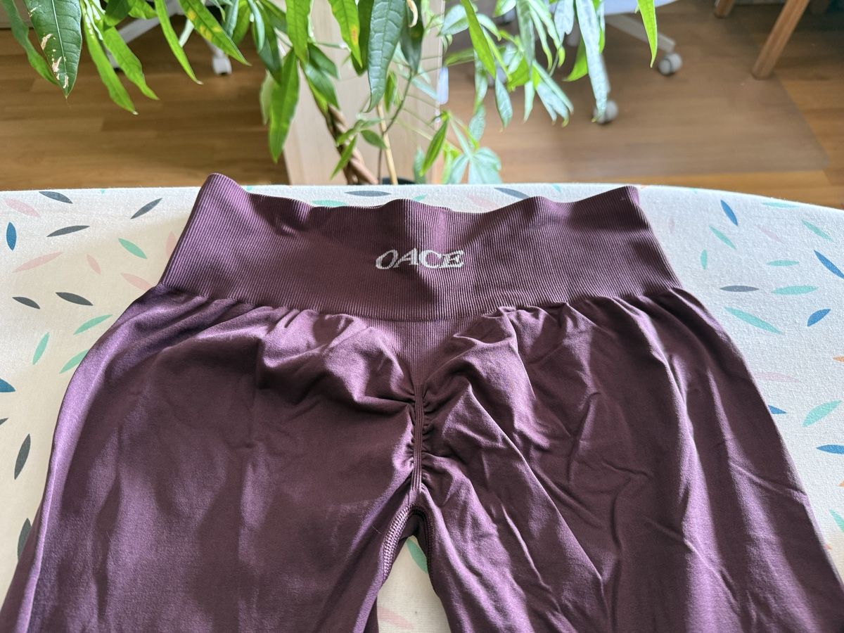 Leggings: Oace Leggings – Nuovo (secondo la descrizione) da Basel venduto da Lacur4 1