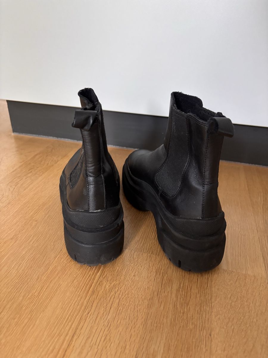 H&M Scarpe da donna: Plateau Boots/Bottines 38 – Usato da Fribourg venduto da dafral 1