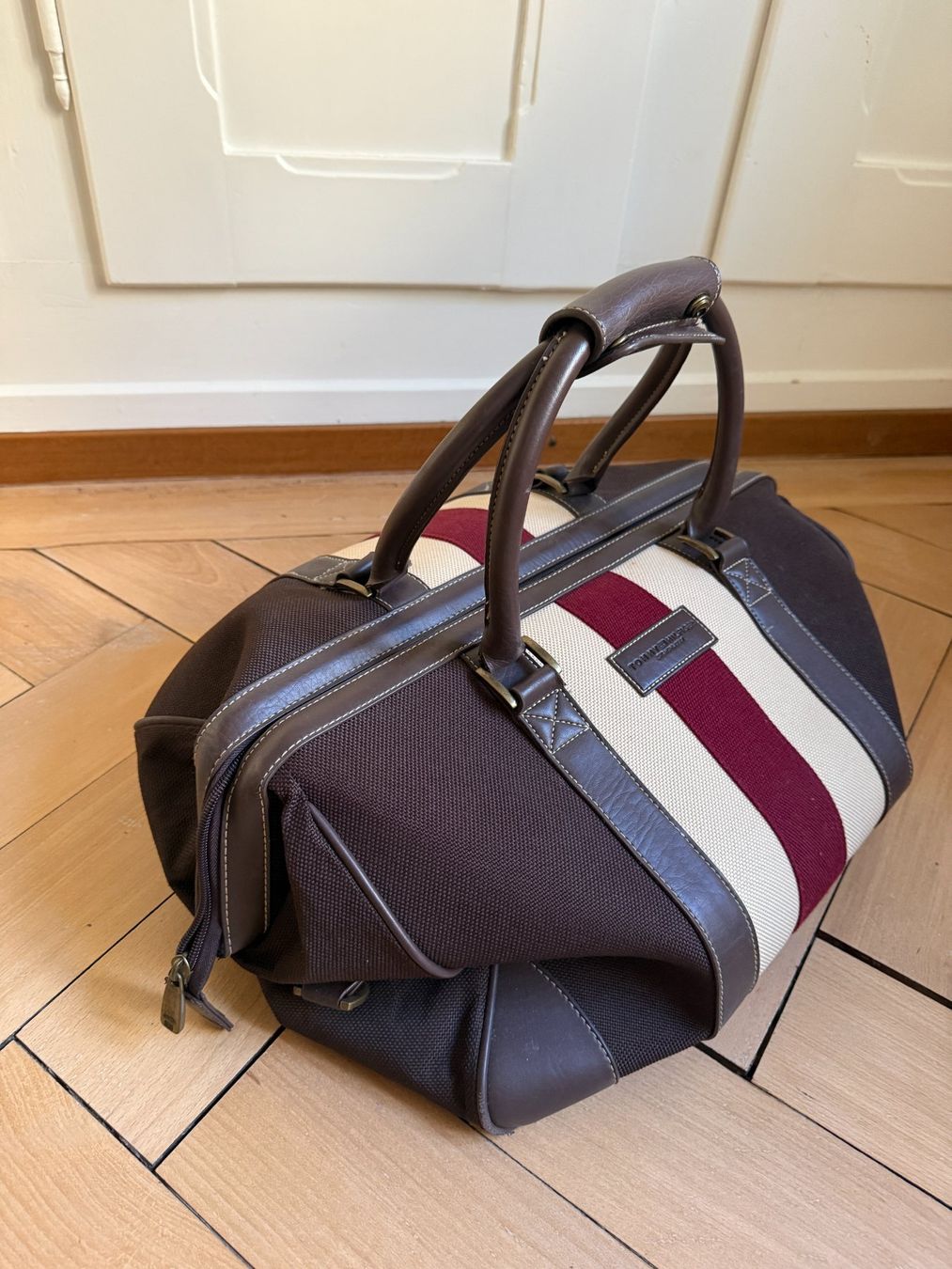 Tommy Hilfiger Borse: TOMMY HILFIGER - Weekender Reisetasche braun – Usato da Zürich venduto da Diazaio 1