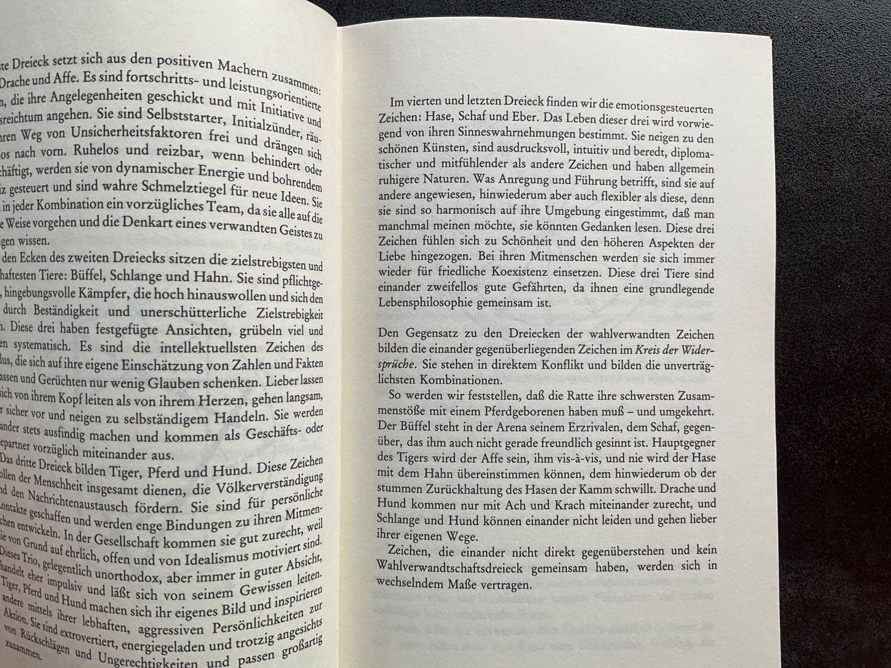 Livres: Das grosse Buch der chinesischen Astrologie – D'occasion à Avenches par Lactobacille 1