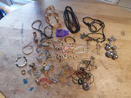 Div. Schmuck