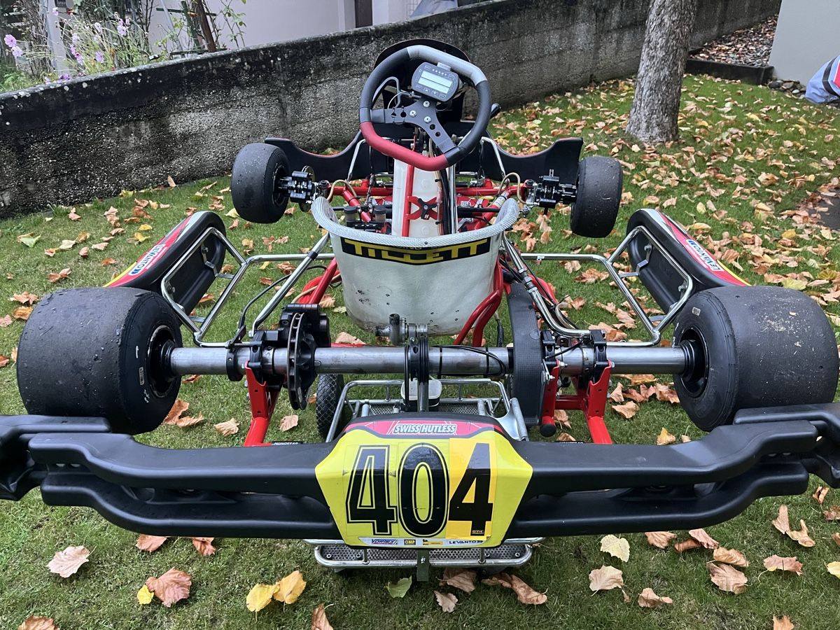 Swiss Hutless Karts: Swiss Hutless Schaltkart KZ Chassis – Gebraucht aus Orpund von phippu_99 2