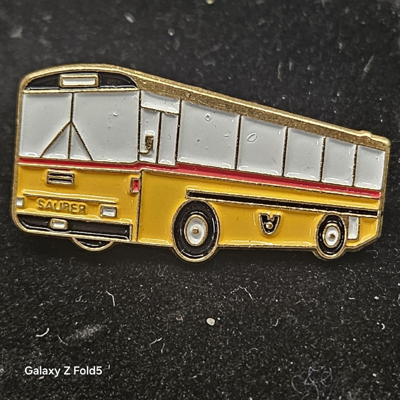 Placchette & Badge: Saurer Postauto Anstecknadel Pin Kidx Basel. – Nuovo (secondo la descrizione) da St. Gallen venduto da urs_j5tp