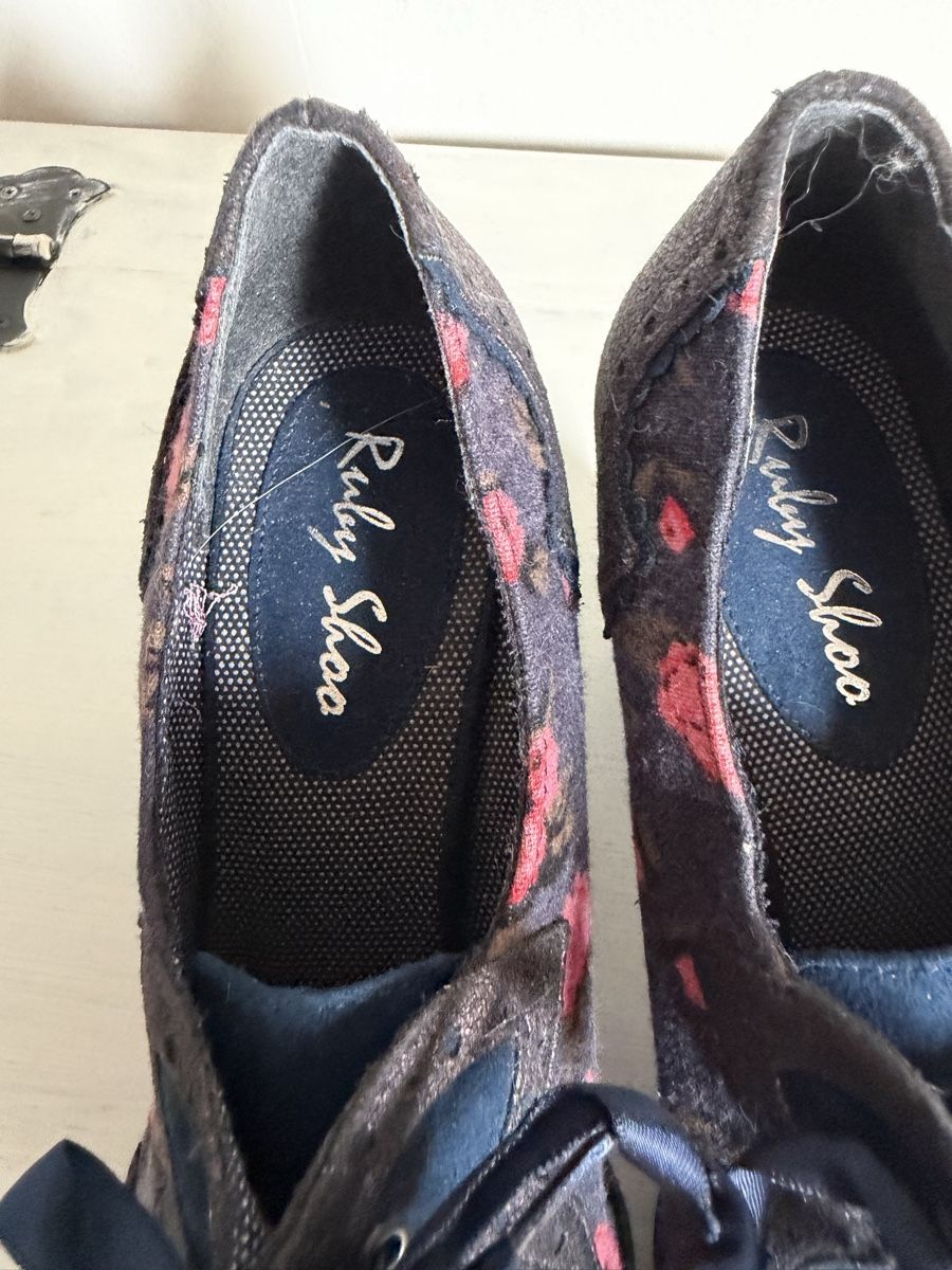 Scarpe da donna: Chaussures Ruby Shoo neuves . Taille 38 – Nuovo e nell'imballaggio originale da Dombresson venduto da feline_ne 3