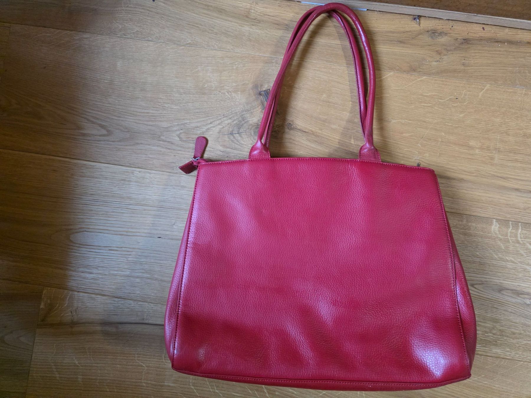 Borse da donna: Vintage rote Leder Hand Tasche – Usato da Walterswil BE venduto da Lonitti 4