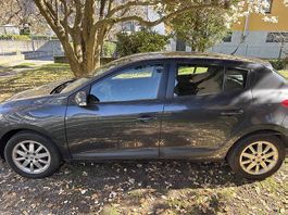 Vendo Renault Mégane 1.6 16V benzina - doppio treno gomme
