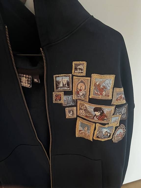 Maglioni & Felpe: Der Schütze Hoodie – Usato da Zürich venduto da yll_srq2 1