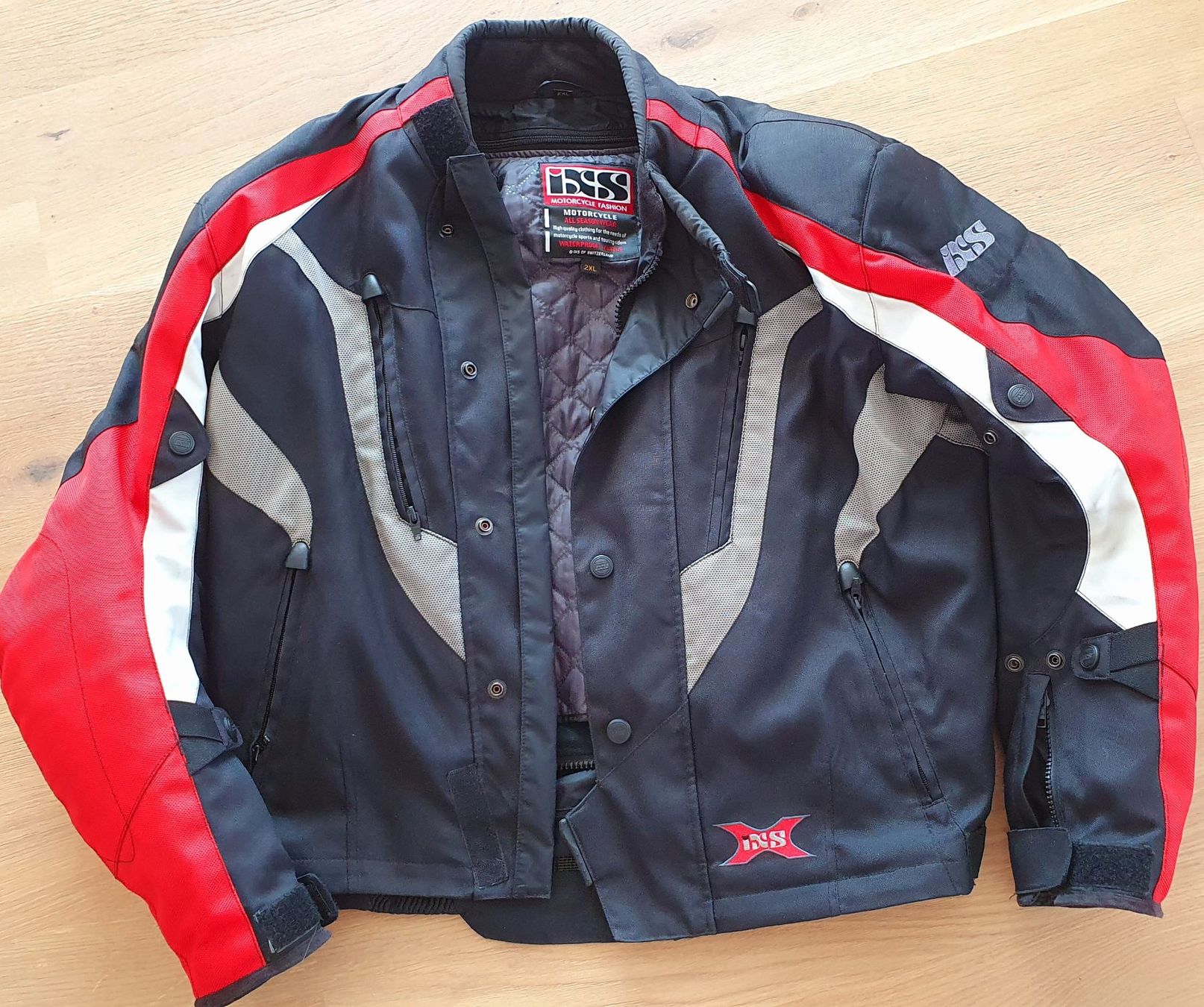 Giacche: Motorradbekleidung – Usato da Bazenheid venduto da Pfritschi0 1