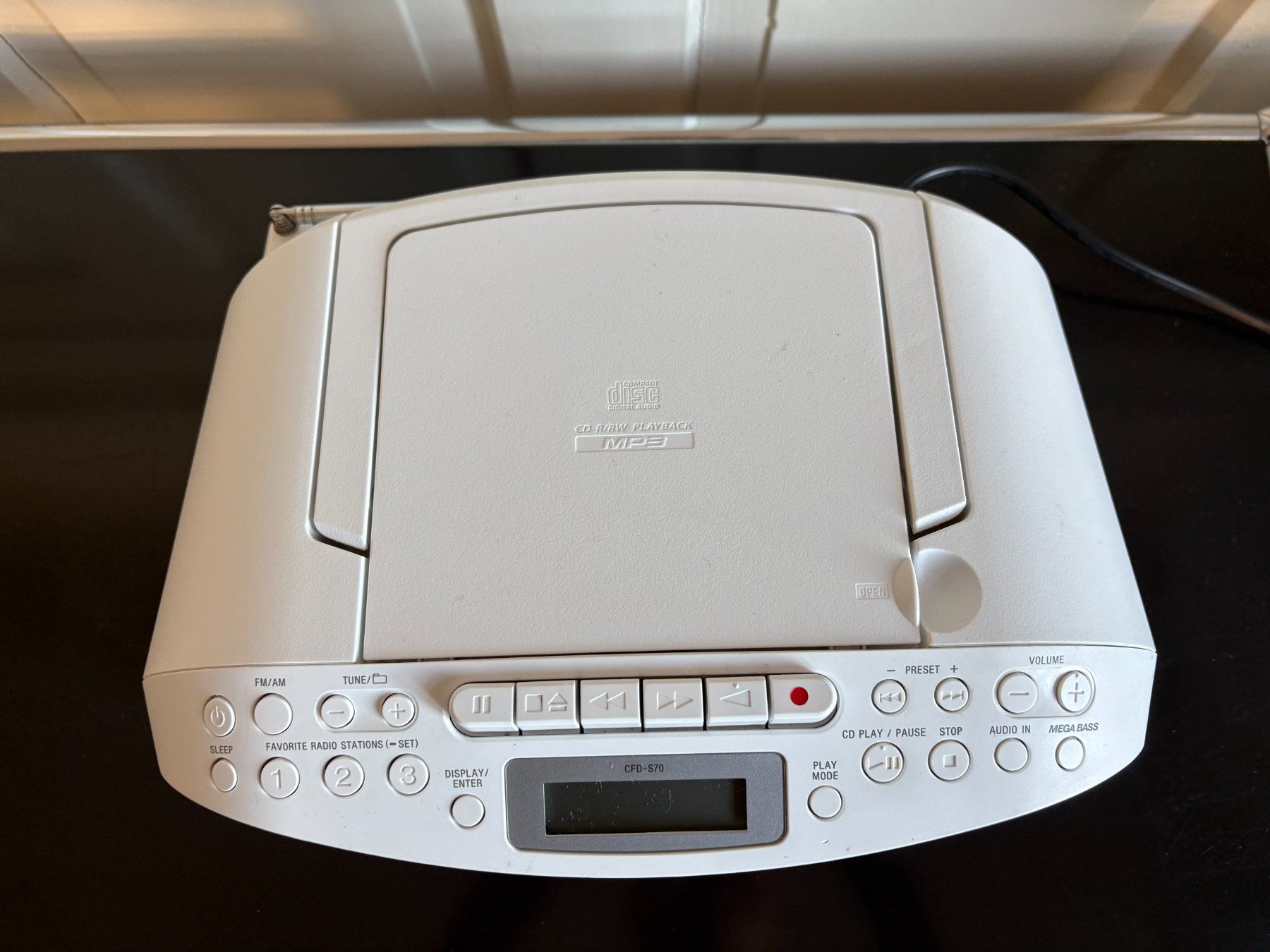 Sony Lettore multimediale portatile: Sony CFD-S70 Kassetten- & CD-Player – Usato da Zürich venduto da Malf_007 1