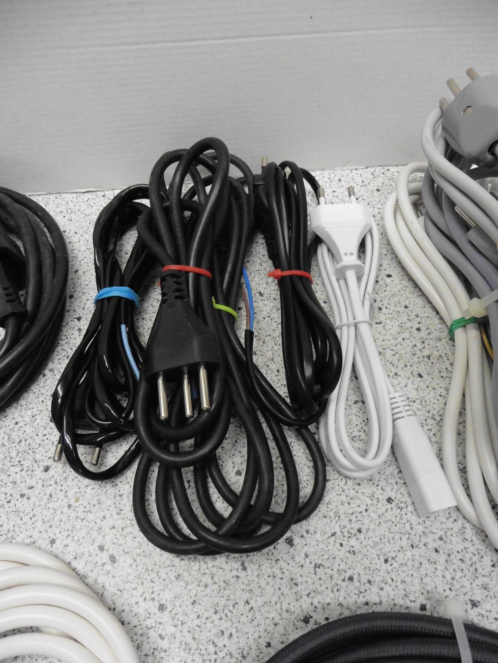 Cavi: Elektrokabel konfektioniert – Nuovo (secondo la descrizione) da Mönchaltorf venduto da boesi51 3