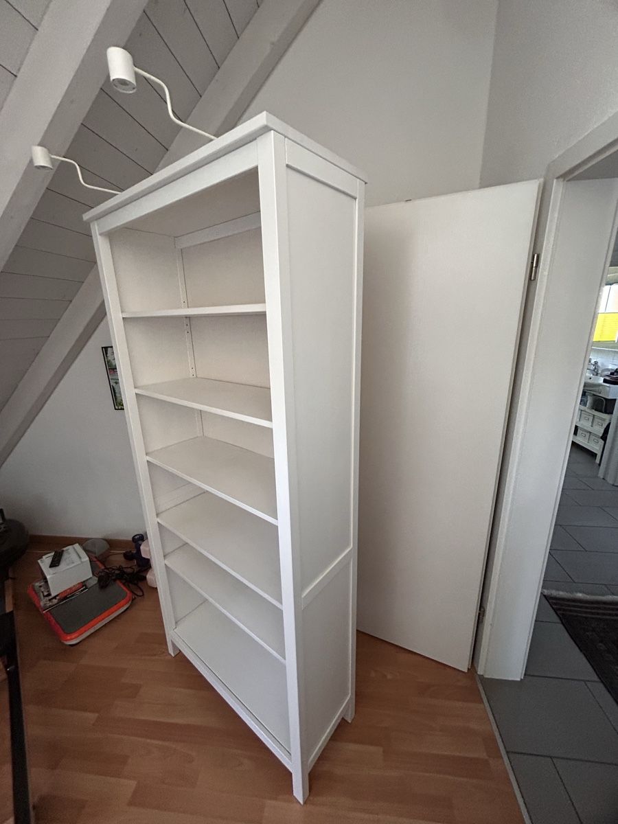 Scaffali: Bücherregal mit Bleuchtung – Usato da Niederwil AG venduto da sgroot01