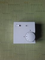 Raumthermostat mit Schalter 230V , 10 A , 5-30°C