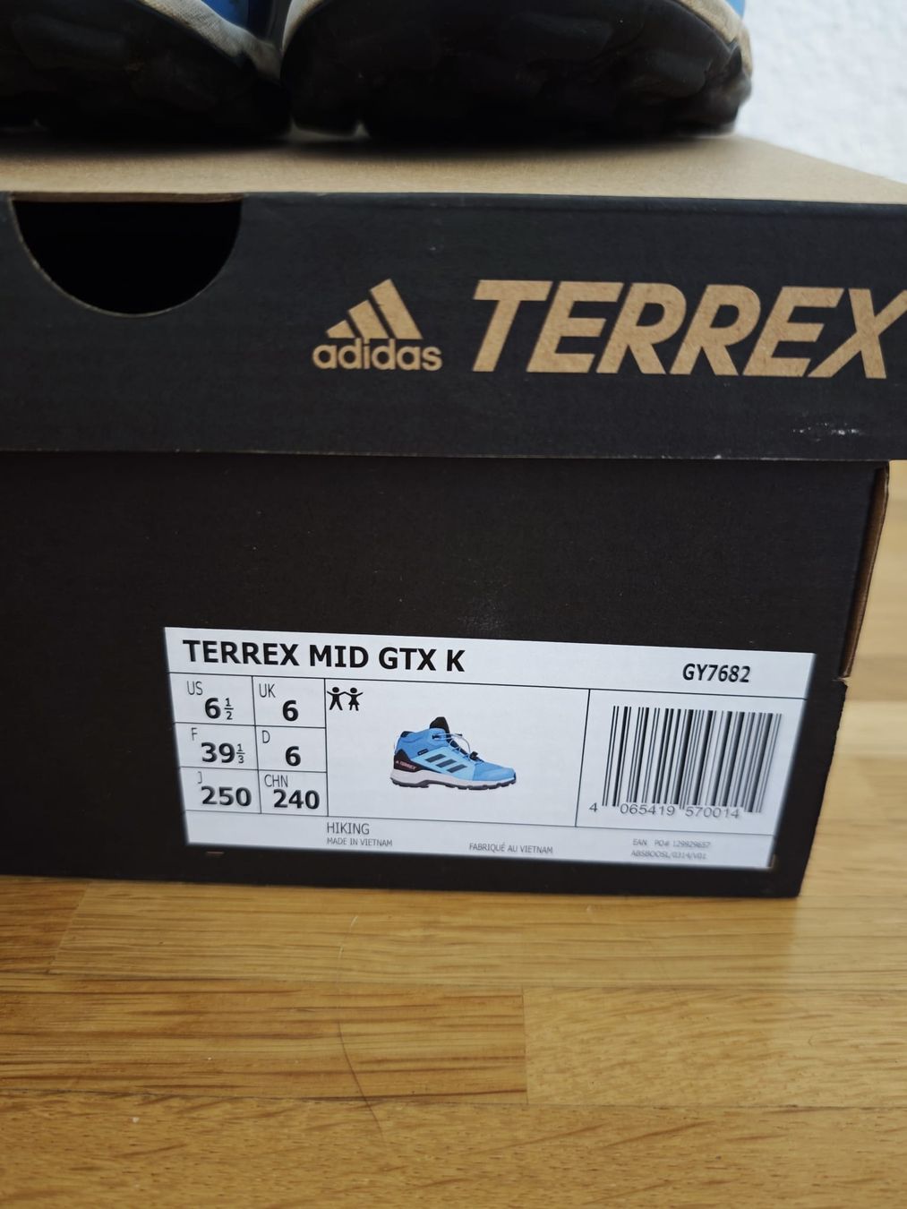 Adidas Schuhe für Jungen: Terrex MID GTX, Grösse 39 1/3 – Gebraucht aus Adligenswil von sasa_be 3