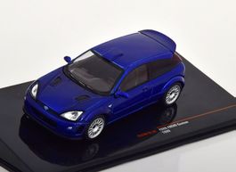 Ford Focus MK I RS Custom 1999 dunkelblau met.  1:43 von IXO