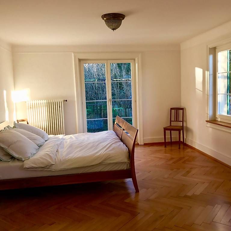 Letti: Handgefertigtes Walnuss-Bett Einzelstück 1.80 – Usato da Dietlikon venduto da frausommer 4