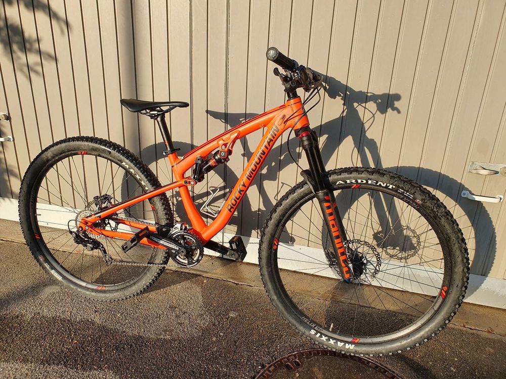 Rocky mountain best sale instinct 930