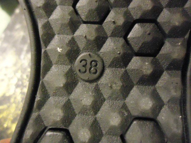 Scarpe da donna: Sneakers Damen Grösse 38 Gebrauchte – Usato da Zürich venduto da liquidation-cobra 6