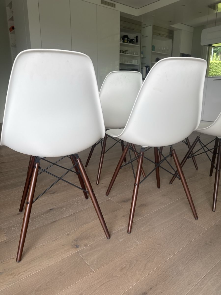 Eames Stühle: 6er Set Eames Plastic Side Chair (Vitra) – Gebraucht aus Küsnacht ZH von sammenas96 2