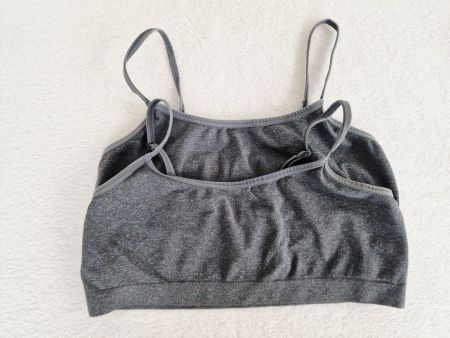 Zwei Mädchen Bustier Sport H&M Gr. XS Funktionsunterwäsche